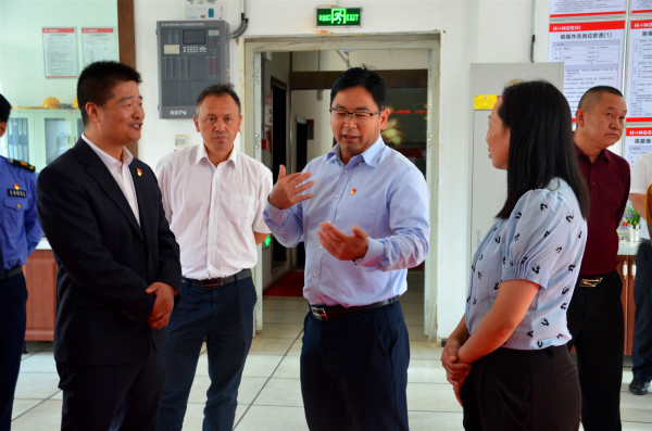 宜良县委书记李绍俊来宜良GA黄金甲调研国庆节前安全生产工作